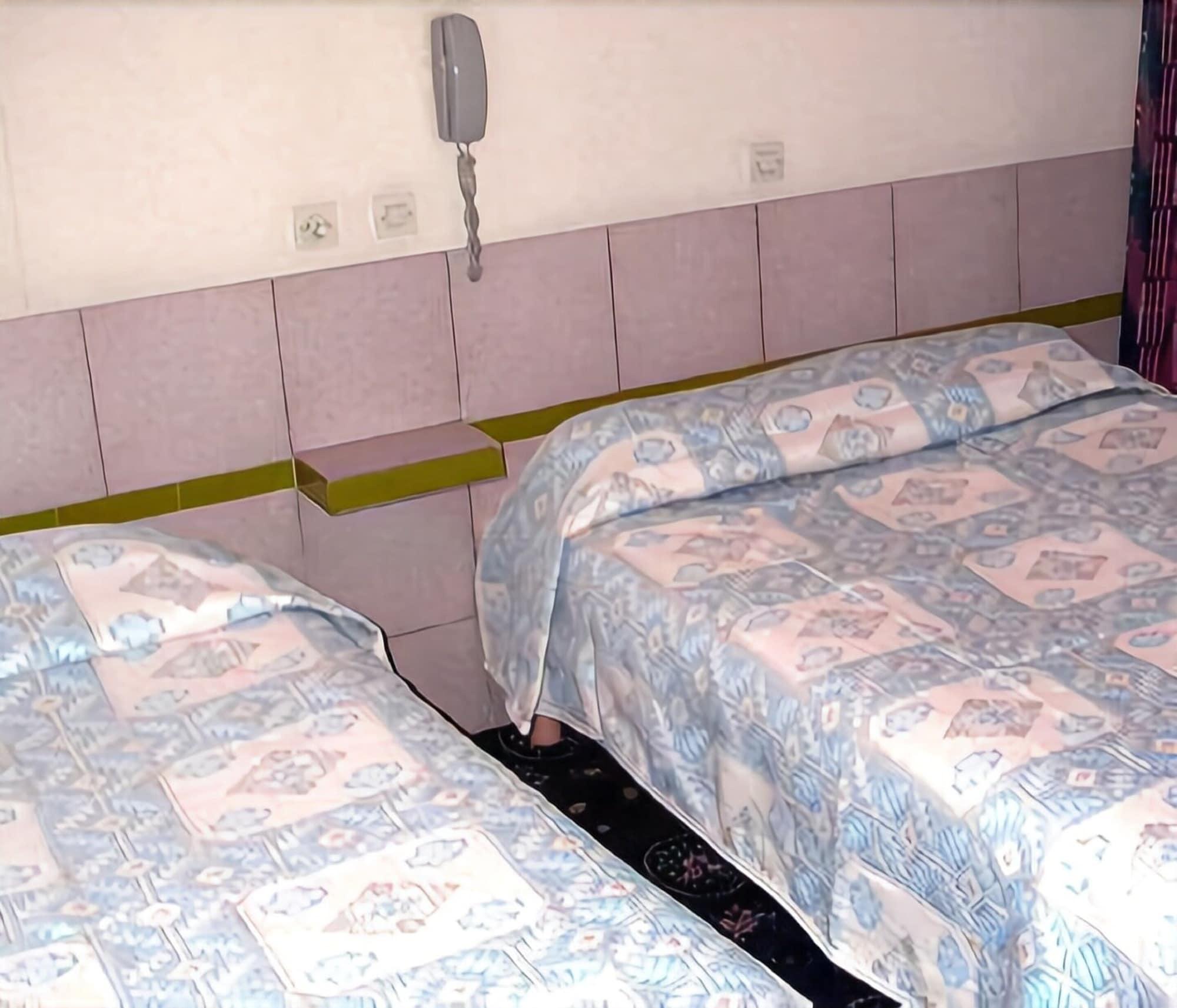 Hotel Jarry Confort Paris Luaran gambar