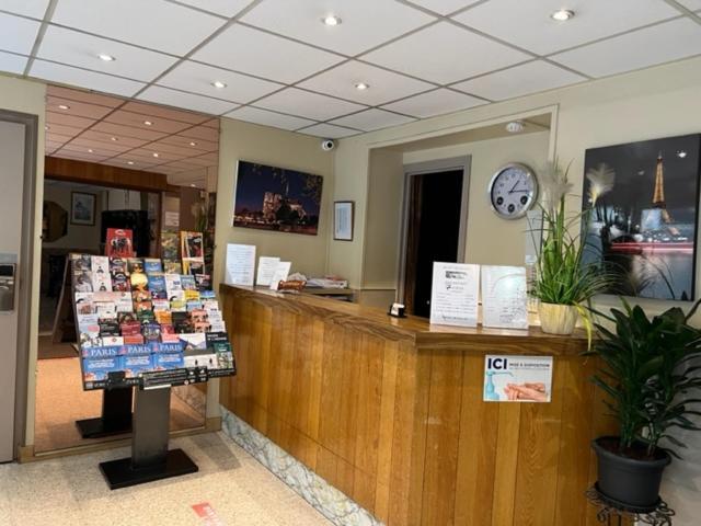 Hotel Jarry Confort Paris Luaran gambar
