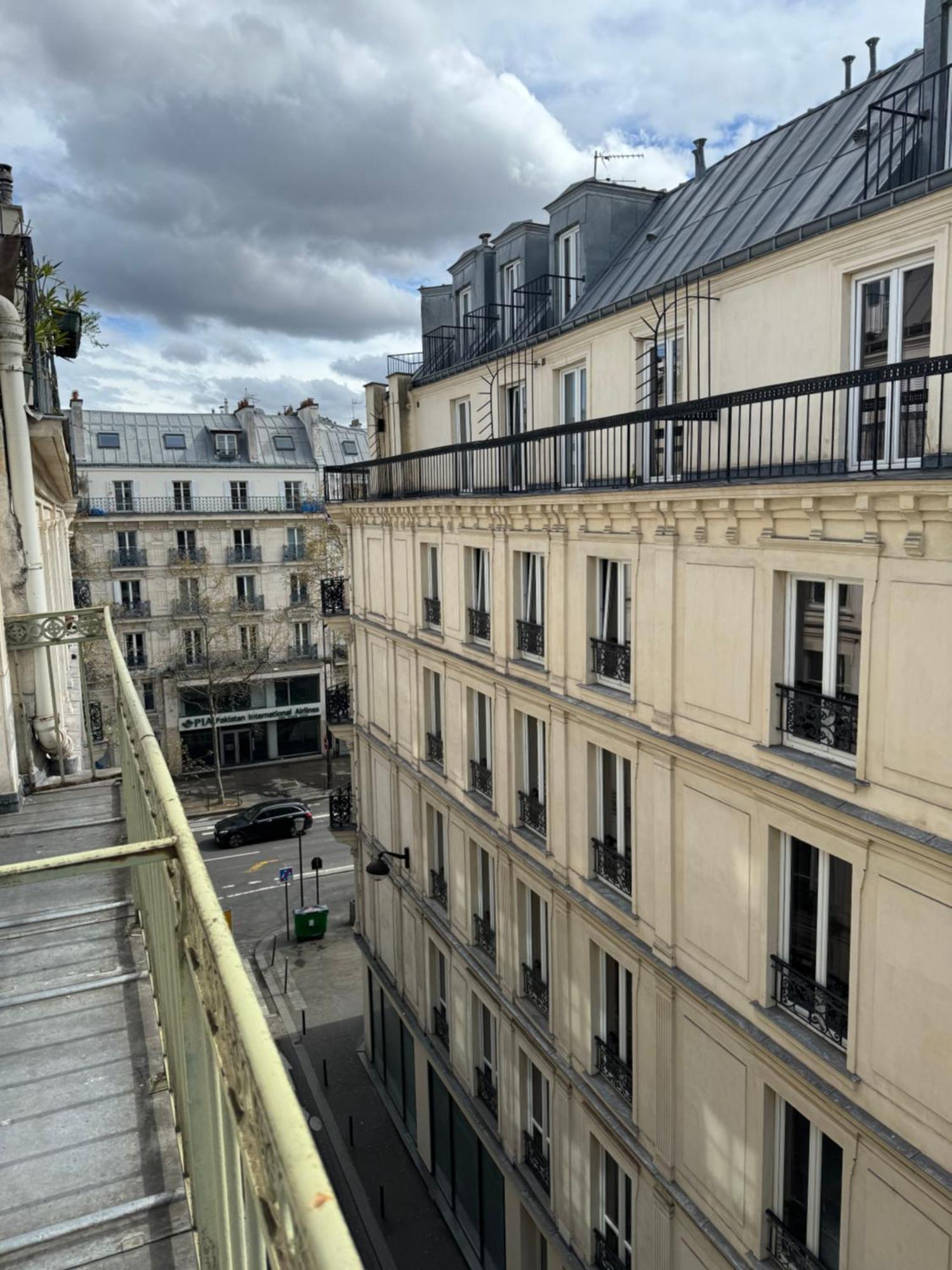Hotel Jarry Confort Paris Luaran gambar